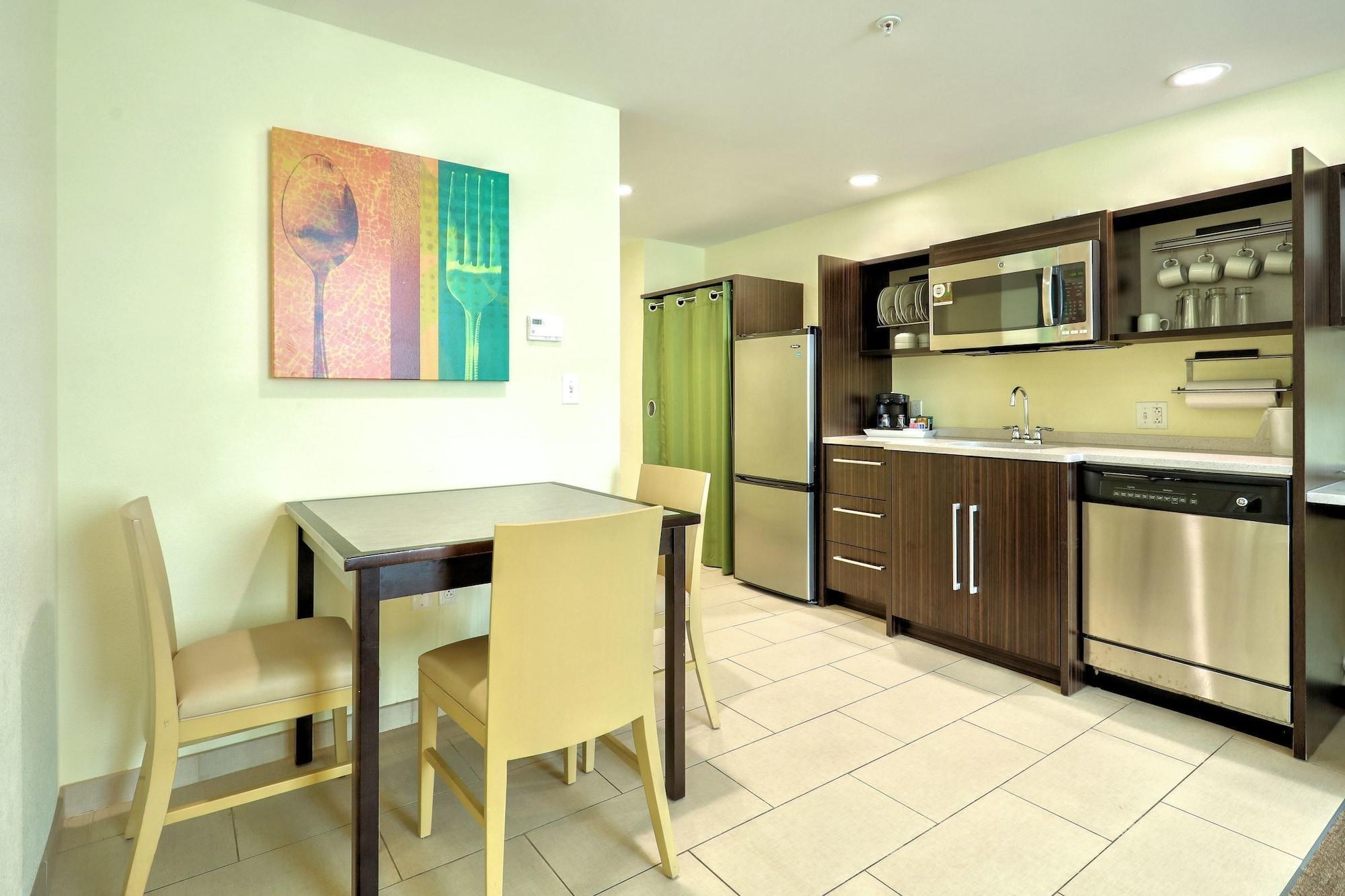 Home2 Suites By Hilton Erie Esterno foto