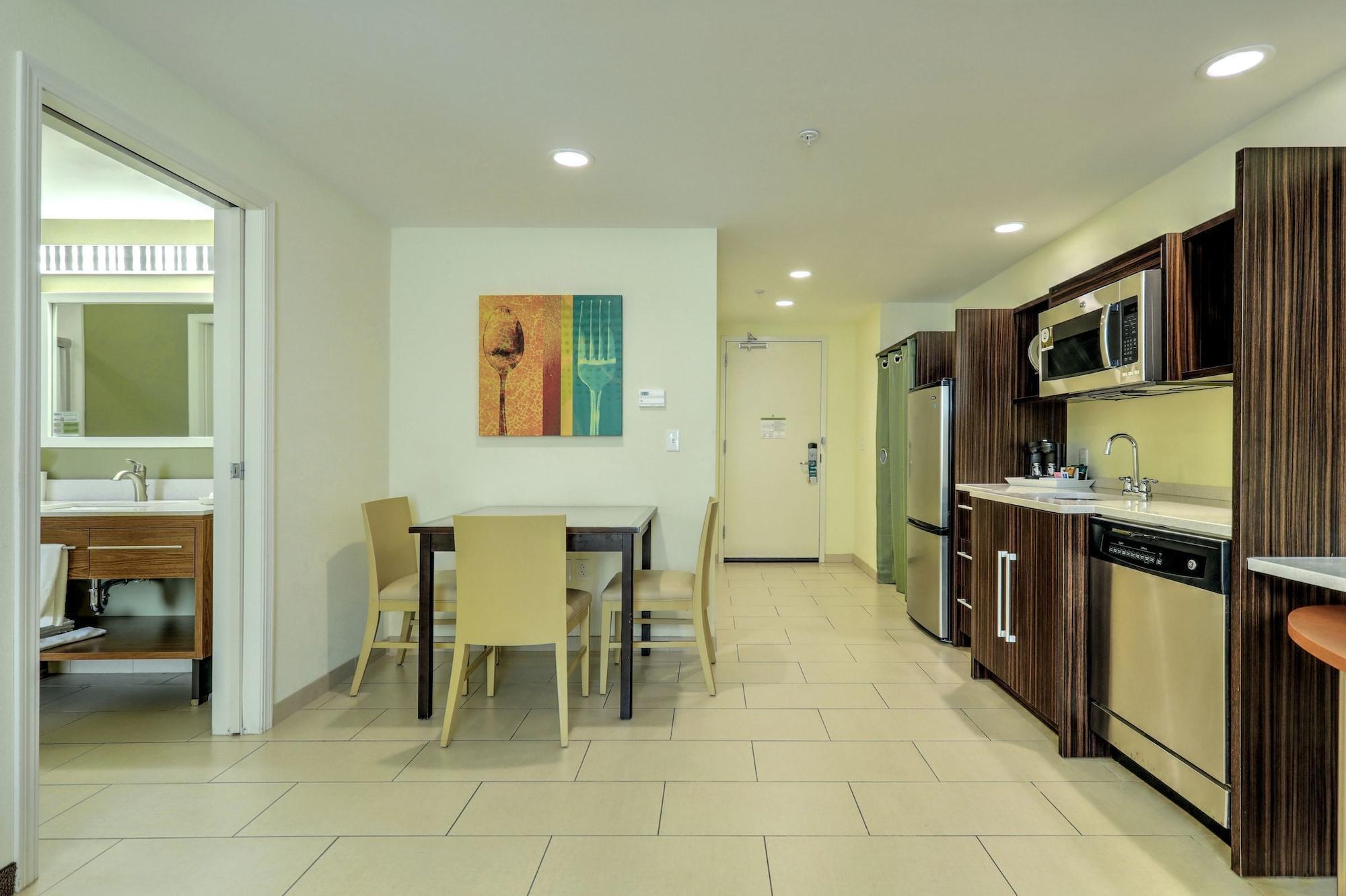 Home2 Suites By Hilton Erie Esterno foto