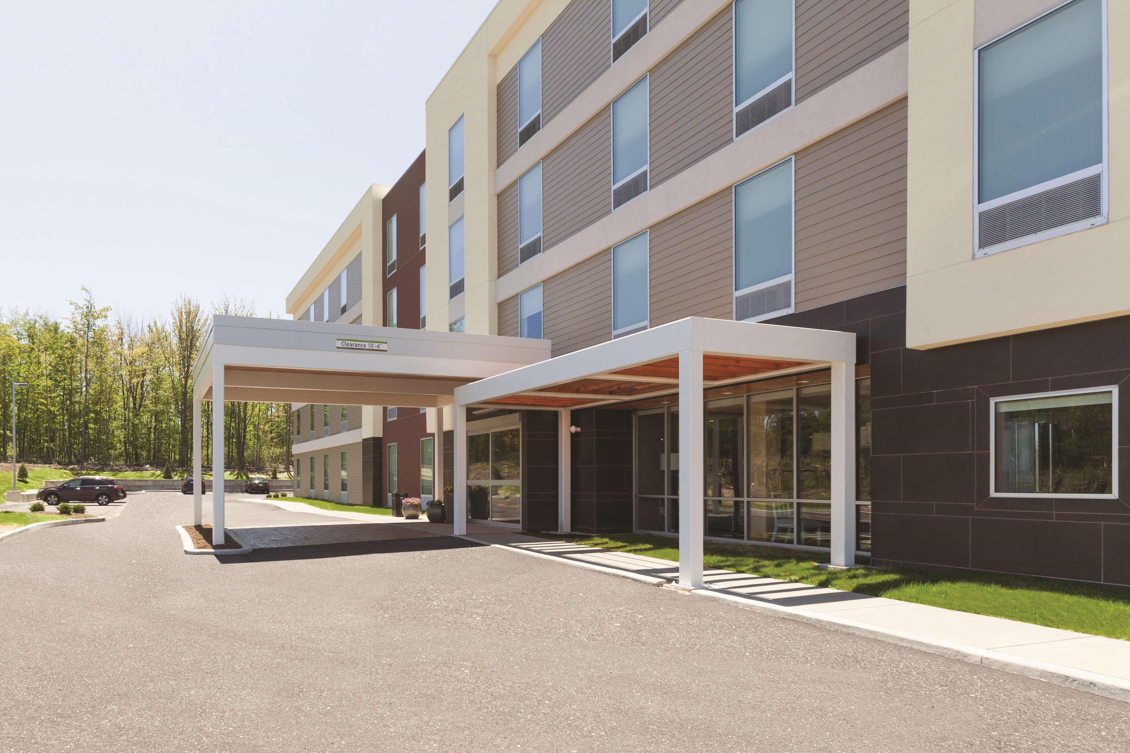 Home2 Suites By Hilton Erie Esterno foto