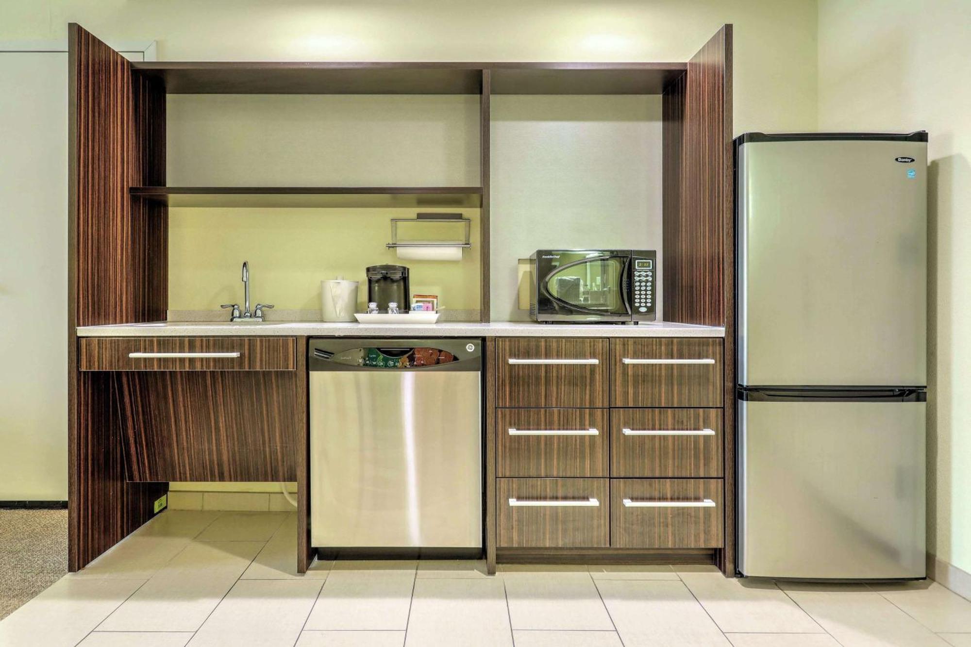 Home2 Suites By Hilton Erie Esterno foto